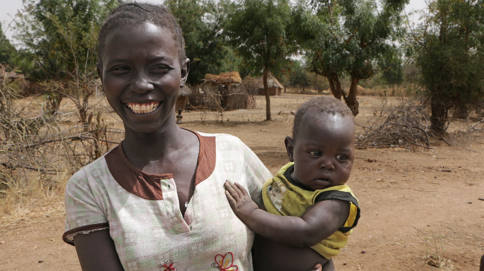 Mother with child, Nuba Mountains, Sudan